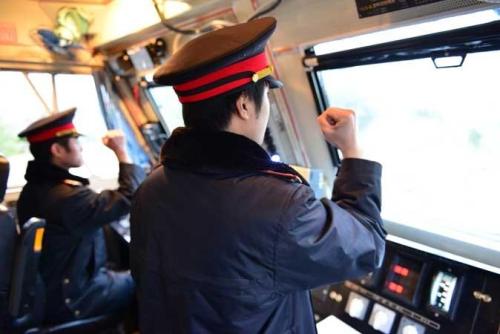 石家莊高鐵司機(jī)學(xué)校哪個(gè)好？