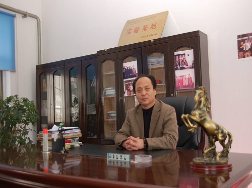 石家莊東華鐵路學(xué)校校長是誰？