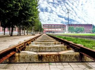 現(xiàn)在還可以報(bào)名石家莊東華鐵路學(xué)校春季班嗎？