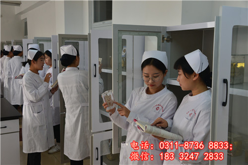 初中畢業生學護士哪個學校好