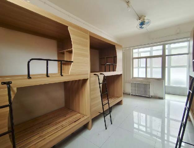 石家莊新鐵職業高級中學宿舍怎么樣啊